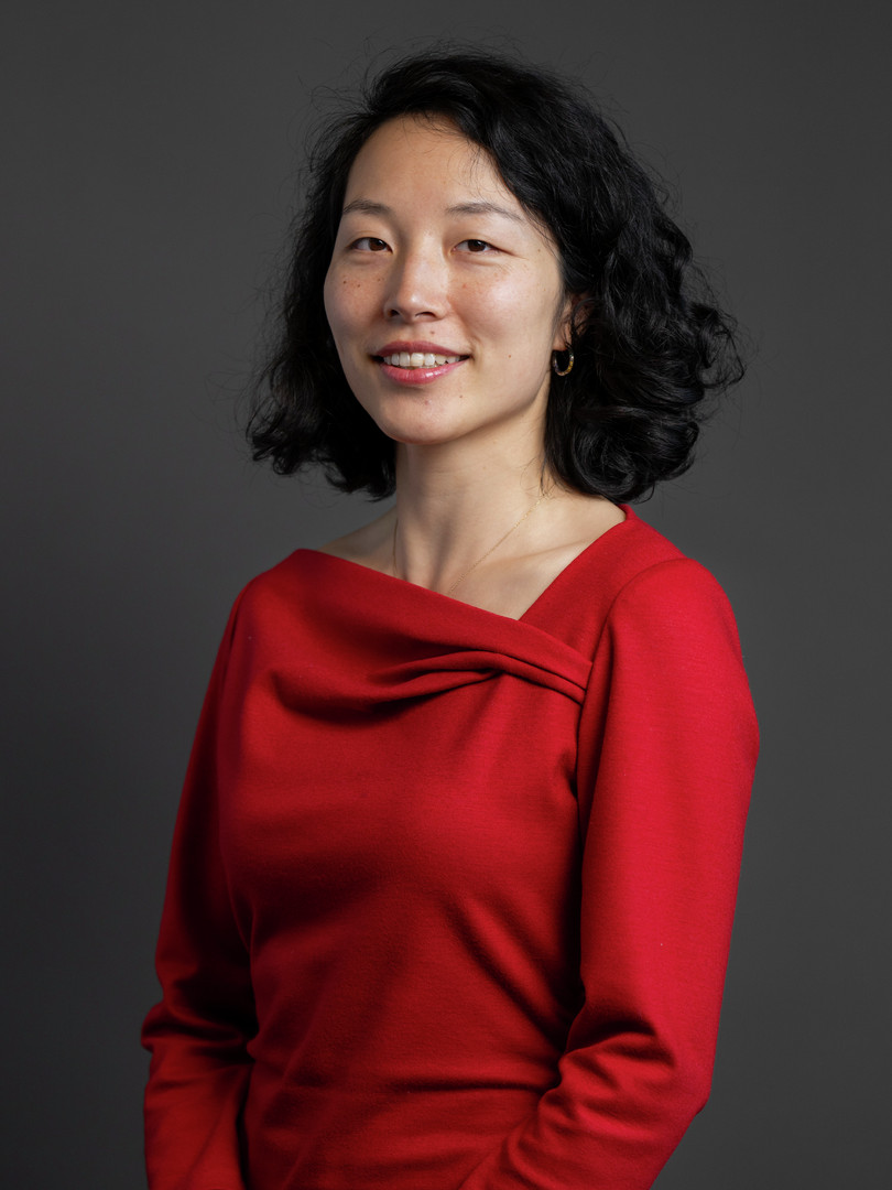 Yuan Yang, parlamentaria británica nacida en China (retrato oficial de 2024)