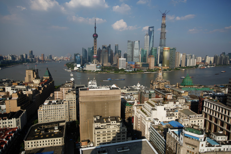 Vista panorámica del distrito de Pudong, núcleo financiero de Shanghái, 2013